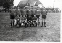 1965_Fussball_Mannschaftsbild vor Spiel gg. Fuerth
